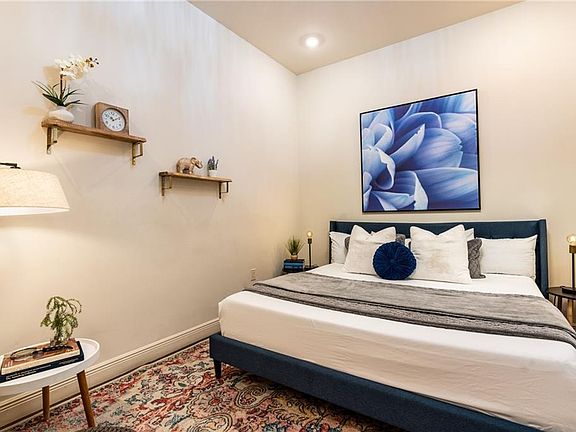 5th image of 336 Camp St #204