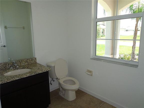 4th image of 16069 Saint Clair St