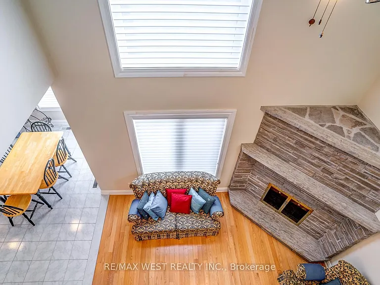 229 Baker Ave — Photo 30