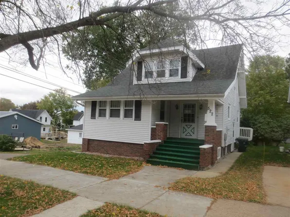 522 4th St, Reedsburg, WI 53959