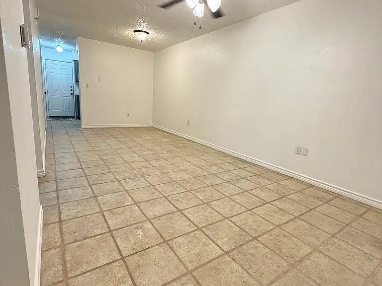 3427 S Garrett St #C — Photo 6