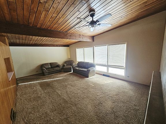 4th image of 10021 W 146th St
