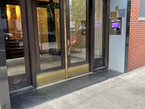 330 East 83rd Street image 1 of 7