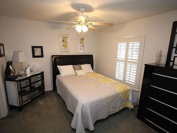 4th image of 2349 Underwood Ave