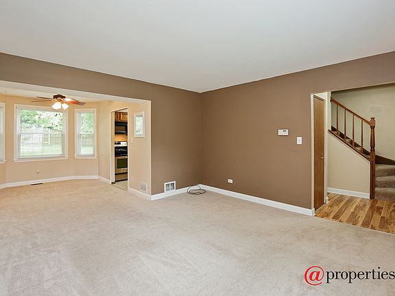 Living Room / Dining Room