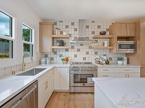 3rd image of 106 Ben Ezra Ave