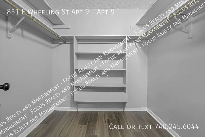 851 E Wheeling St #9 — Photo 8