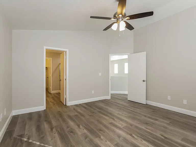 10643 Solar Hawk Ave — Photo 11