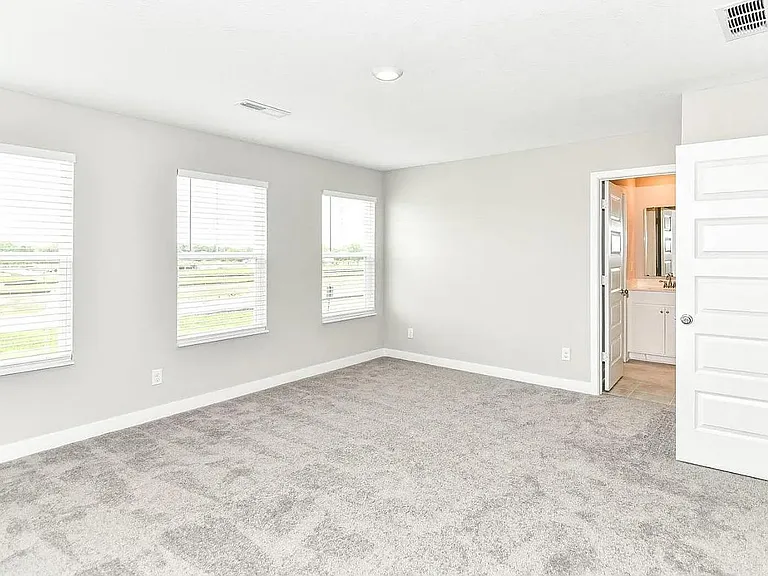 1936 Rowena Ln — Photo 22