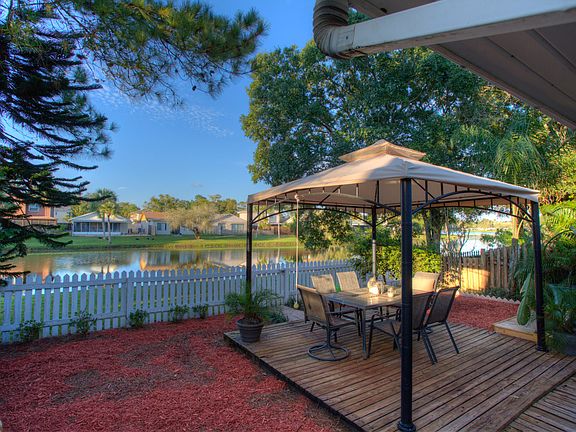 3rd image of 10781 Glen Ellen Dr