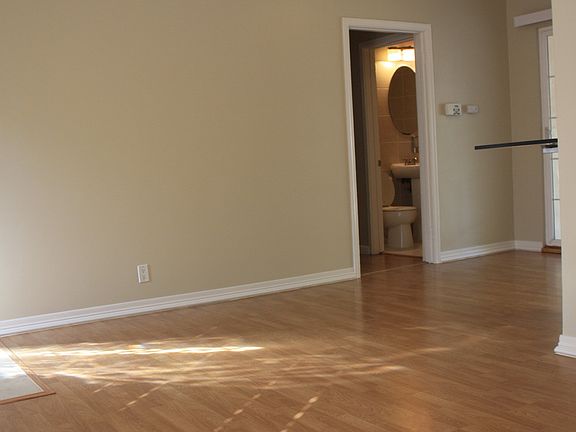 4th image of 5220 Poplar Blvd