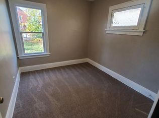 2539 N 37th St, Milwaukee, WI 53210