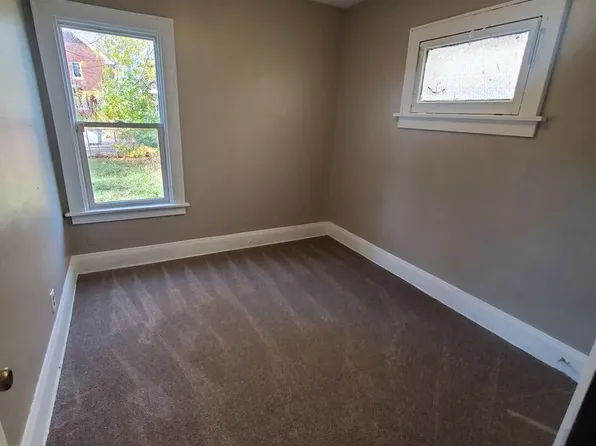 2539 N 37th St, Milwaukee, WI 53210