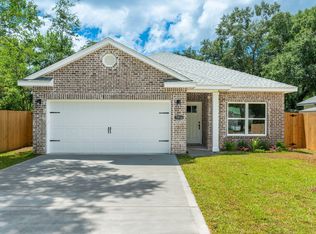 703A Brock Ave, Crestview, FL 32539