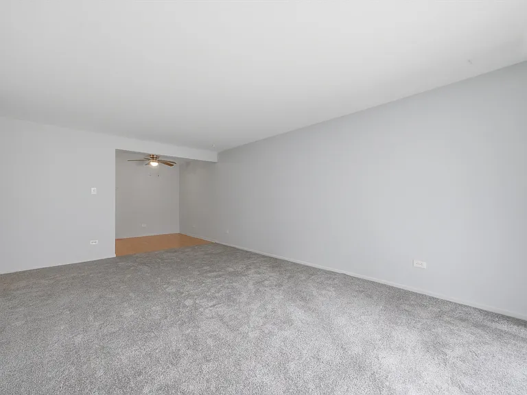 7040 100th St #302 — Photo 22