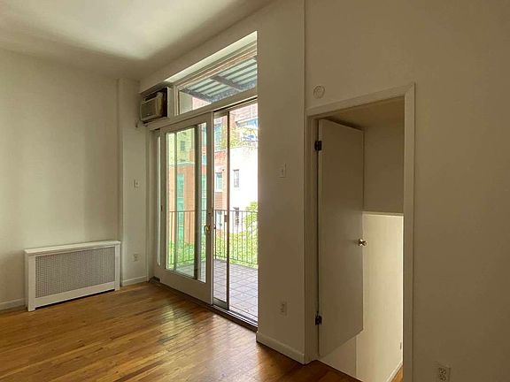 4th image of 47 W 85th St #3BA