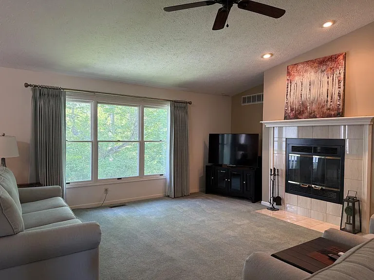 596 Forest Creek Dr — Photo 11