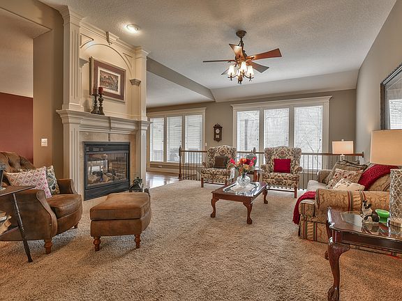 5th image of 20910 E 50th Terrace Dr S