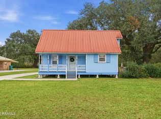1212 N Larriviere Rd, Youngsville, LA 70592