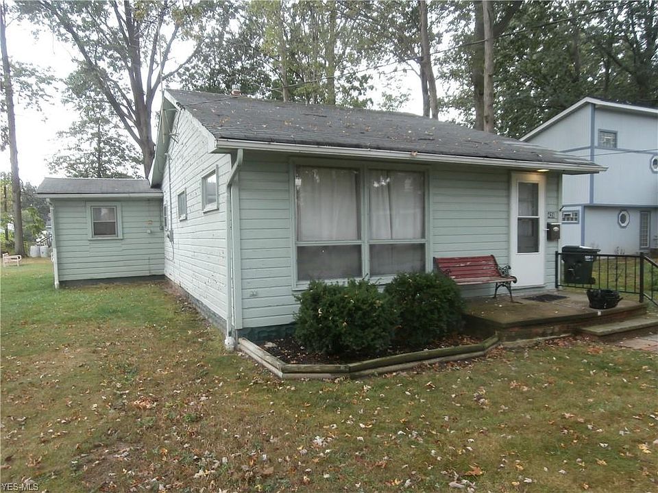 1st image of 428 E 319th St