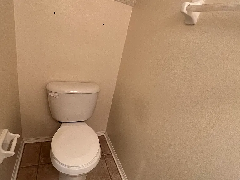 394 Countryside Key Blvd — Photo 8