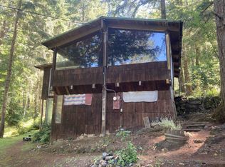 5865 Stover Rd, Blue Lake, CA 95525