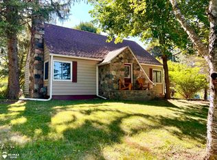 11 E Norway Lake Rd, Lapeer, MI 48446