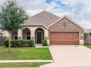 122 Eagle Feather Dr, Waxahachie, TX 75165
