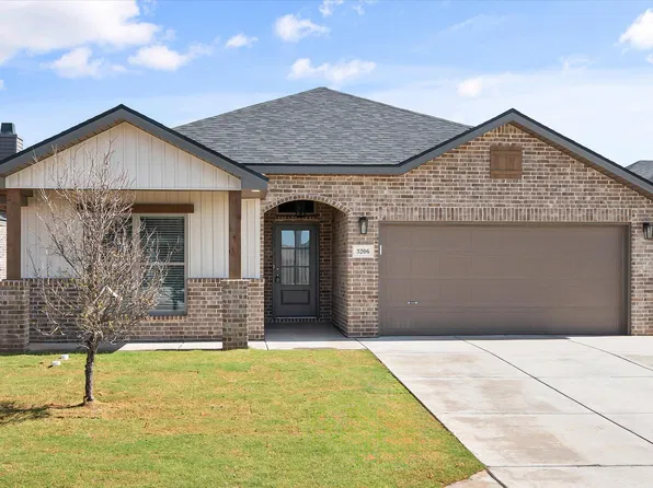 3206 Harvest Ave, Wolfforth, TX 79382