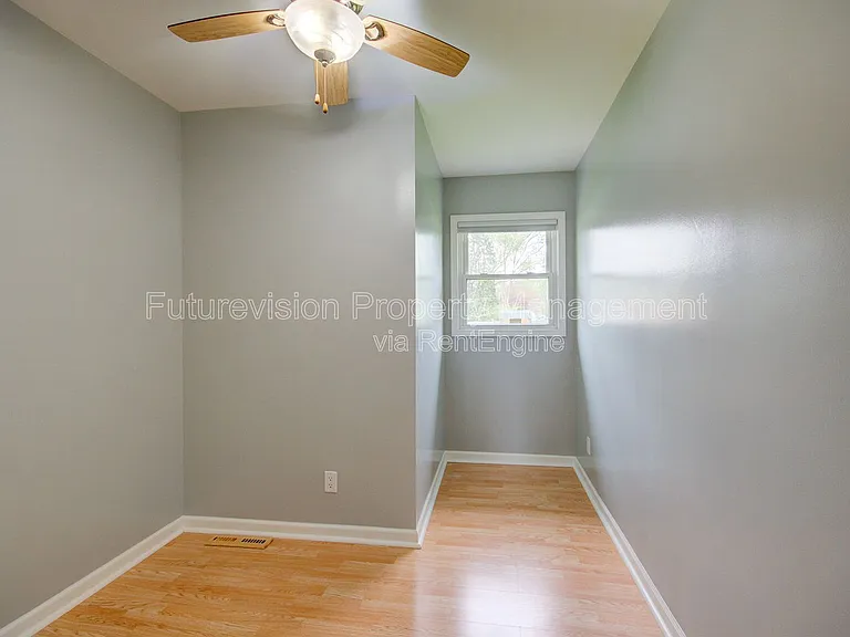 22451 S Carrie Ave — Photo 10