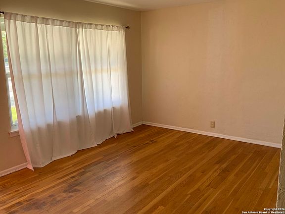 4th image of 2519 W MULBERRY AVE