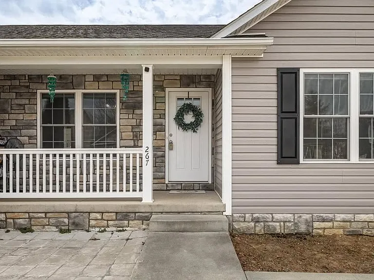 267 Dylan Cir — Photo 4