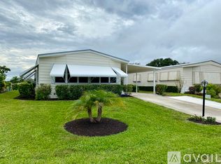 7566 SE Independence Ave, Hobe Sound, FL 33455