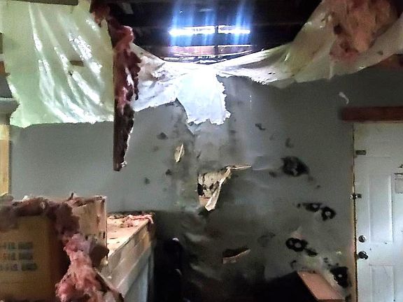 4th image of 405 Pear Ave