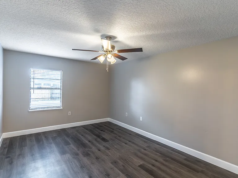 995 Wages Way — Photo 31