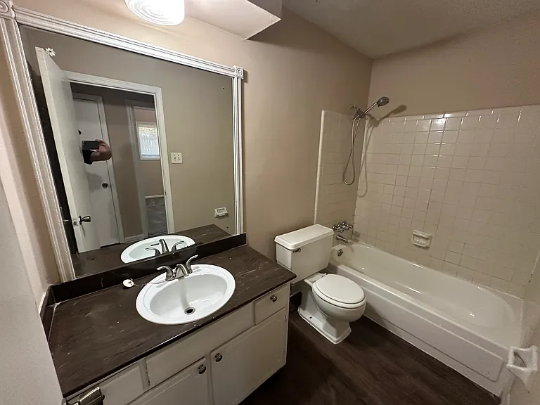 6491 Saginaw Rd — Photo 10