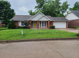 1926 Glendale Rd, Sapulpa, OK 74066