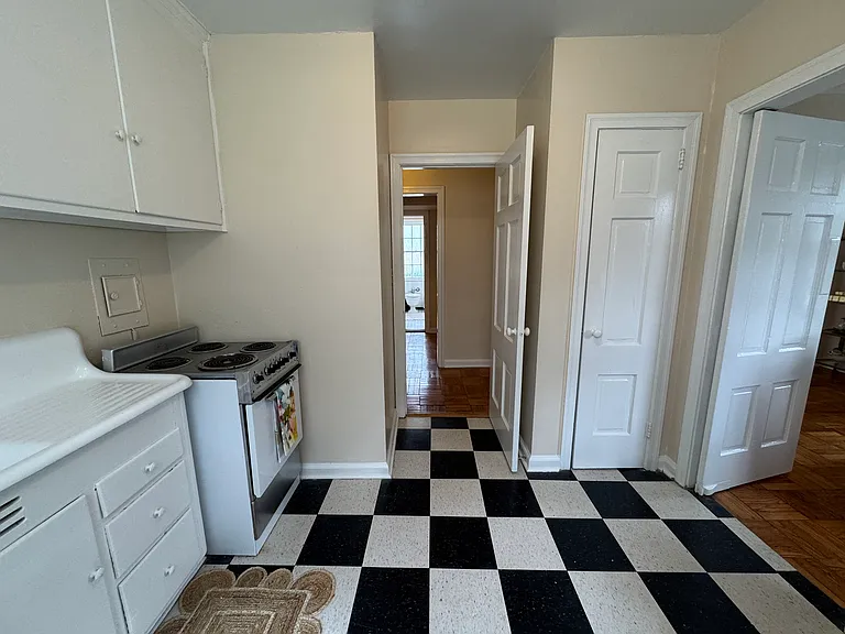 2832 Thornhill Rd #321B — Photo 14