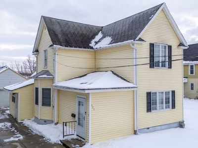121 Keever Ave, Lackawanna, NY, 14218
