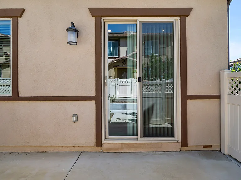 24134 Tuscany Ave — Photo 40