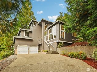432 209th Ave NE, Sammamish, WA 98074