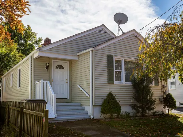 214 Highland Street, West Haven, CT 06516