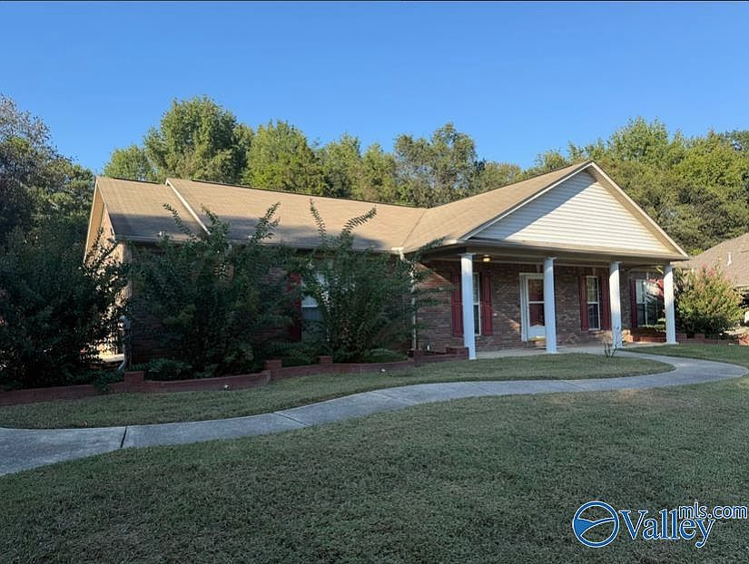 1st image of 242 Turtle Creek Dr