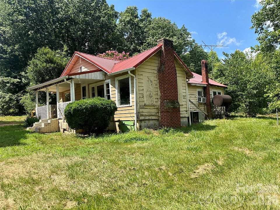 4th image of 7383 Millersville Rd