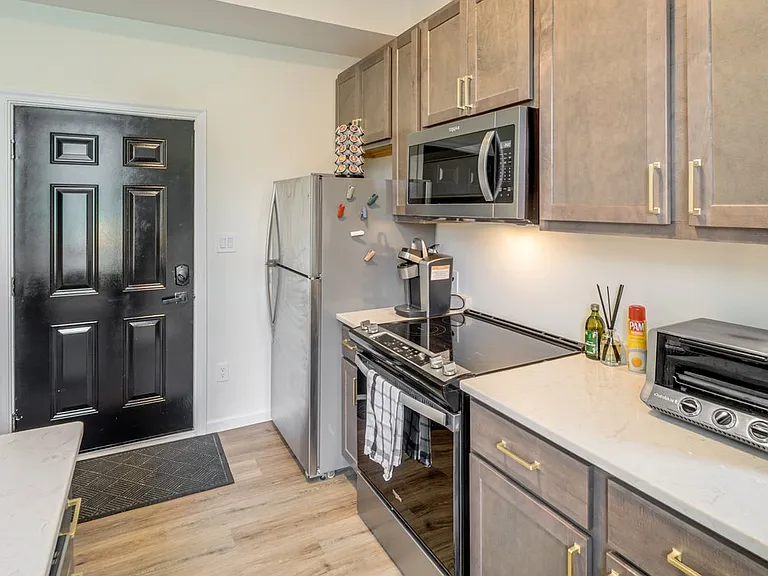 2900 Colerain Ave — Photo 8