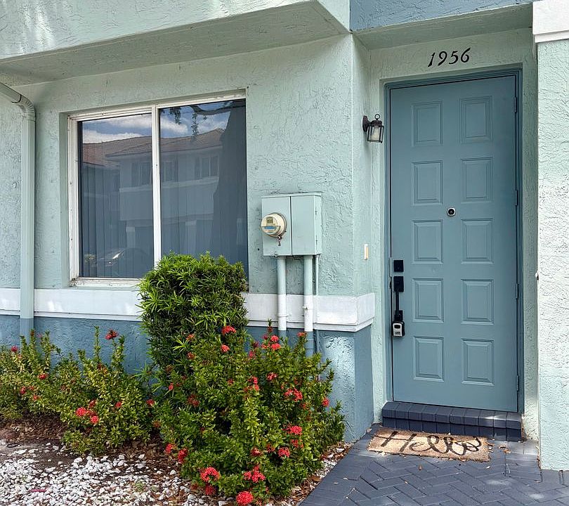 1st image of 1956 Alamanda Way