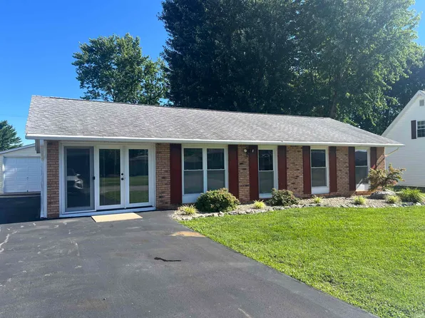 1818 Oak St, Linton, IN 47441