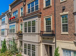 509 Overlook Park Dr #43, Oxon Hill, MD 20745