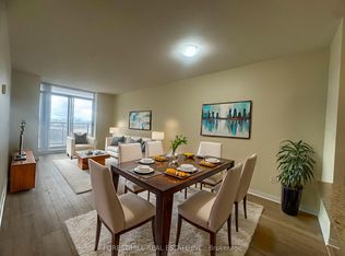 75 King William Cres #707, Richmond Hill, ON L4B 0C1