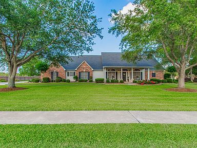 308 Heritage Oaks Dr Angleton Tx 77515 Zillow